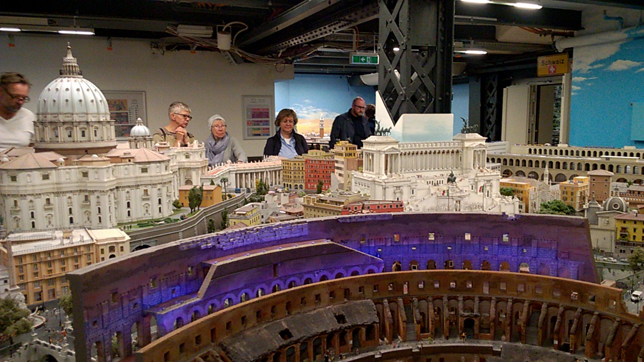 2019-Sep-11_19_Miniatur-Wunderland_8.jpg